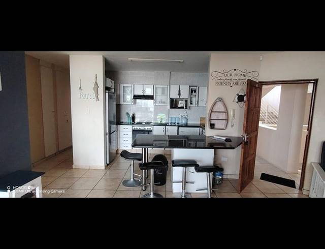3 BEDROOM APARTMENT FOR SALE IN MARGATE BEACH